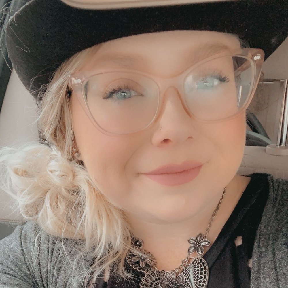 Meet your Posher, Heather